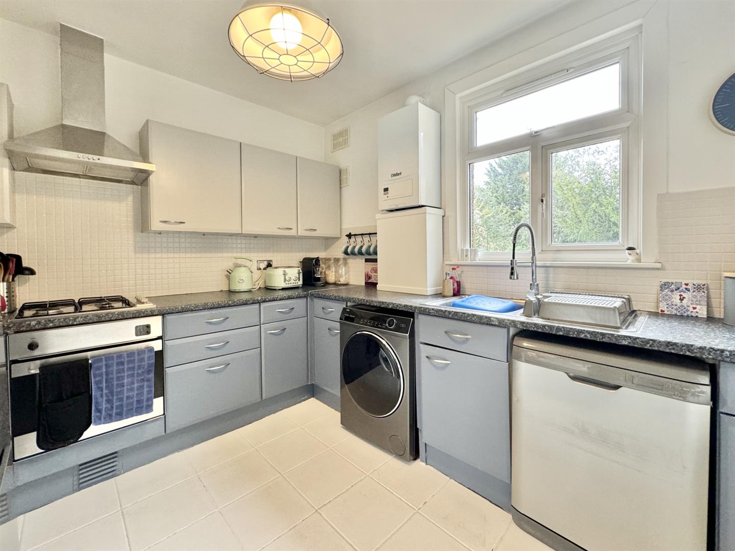 Green Lanes, Winchmore Hill